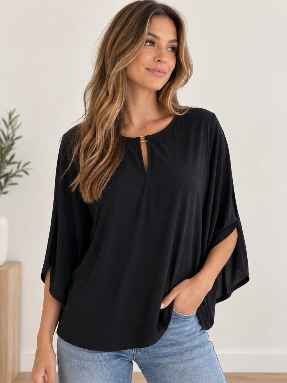 Michael Kors Black Keyhole Batwing Blouse – Size Small